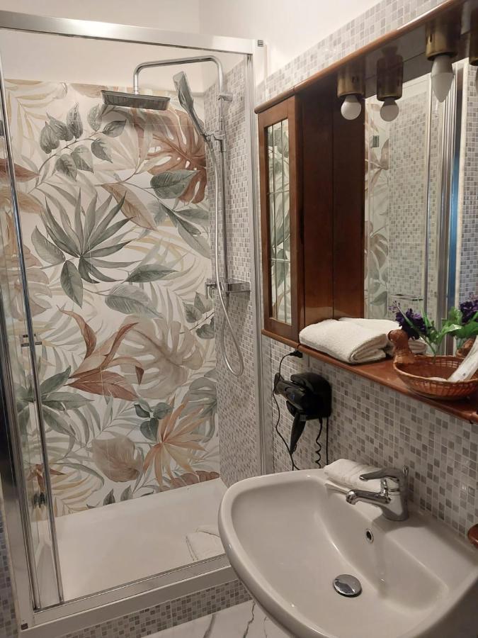 Speedy Guest Rooms - Camere Vicino Aeroporto E Fiera Fiumicino Extérieur photo